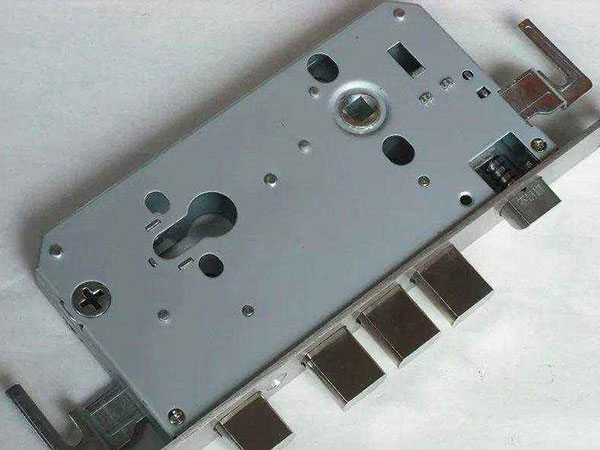 墨江24小时上门开锁公司